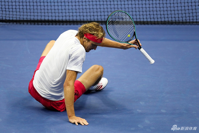 美网兹维列夫3-2晋级决赛