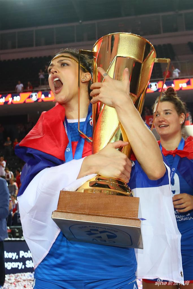 女排欧锦赛颁奖仪式