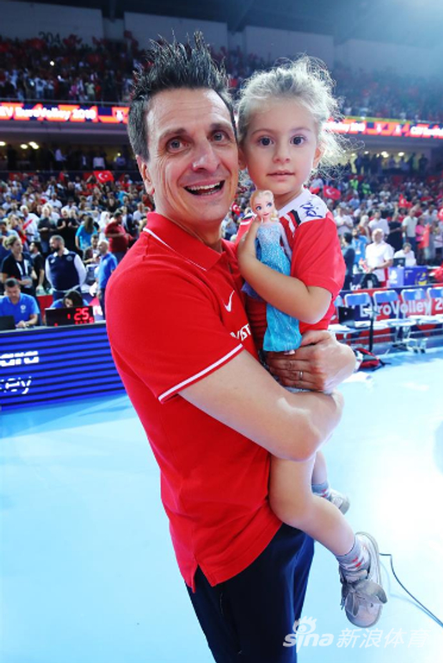 欧锦赛土耳其3-1波兰进决赛