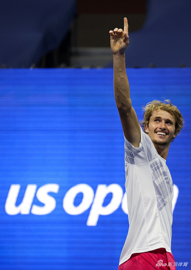 美网兹维列夫3-2晋级决赛