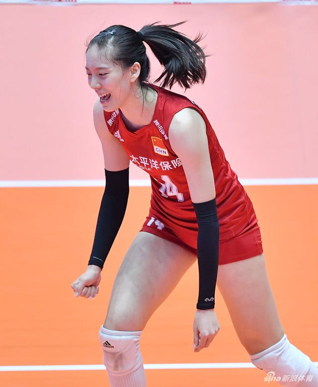 亚锦赛中国女排3-2日本进四强