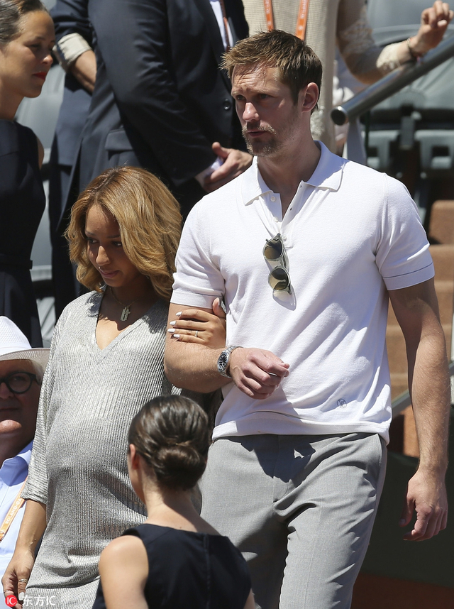 携法国拳击奥运冠军莫斯利出场