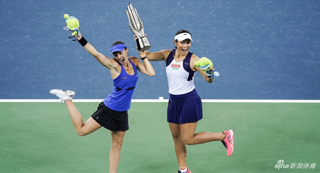 辛吉斯在武汉登顶