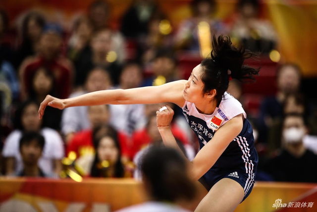 女排世锦赛六强战中国3-2美国