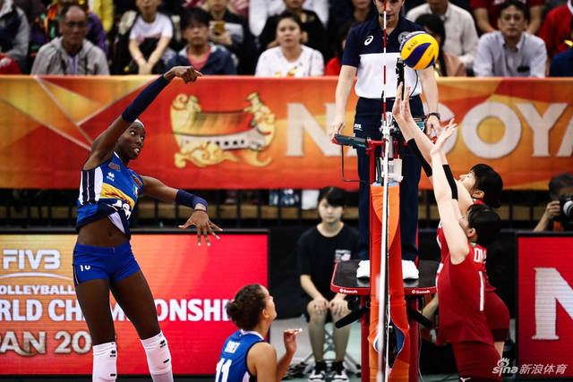 女排世锦赛日本2-3意大利