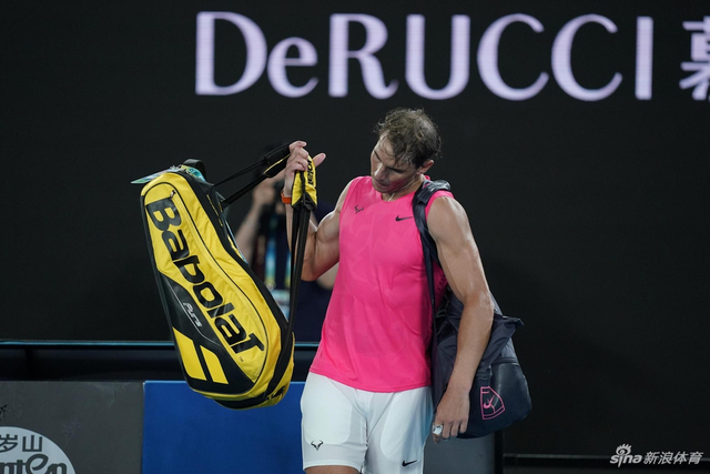 新浪直击澳网纳达尔1-3蒂姆