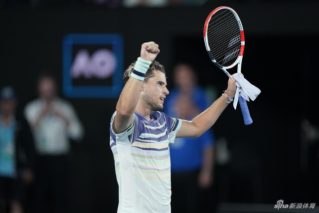 新浪直击澳网纳达尔1-3蒂姆