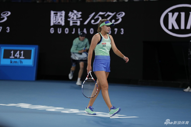 新浪直击澳网肯宁2-1穆古夺冠