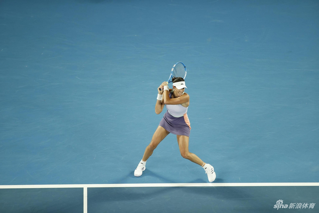 新浪直击澳网肯宁2-1穆古夺冠
