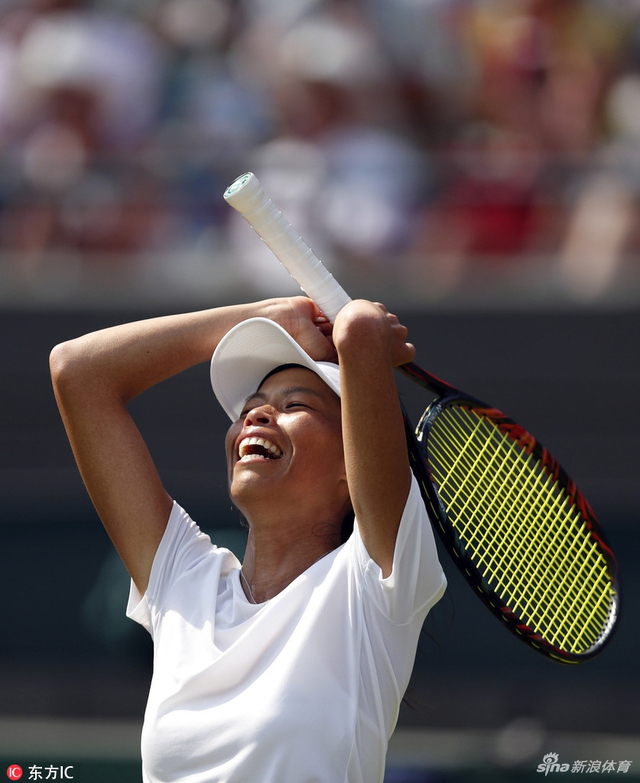 温网哈勒普1-2谢淑薇
