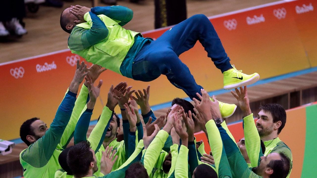 44岁巴西男排自由人将退役