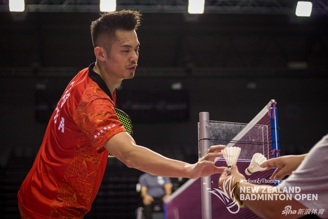 新西兰羽毛球赛林丹夺冠