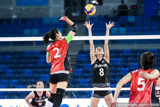 排超辽宁女排3-0力挫劲敌北京