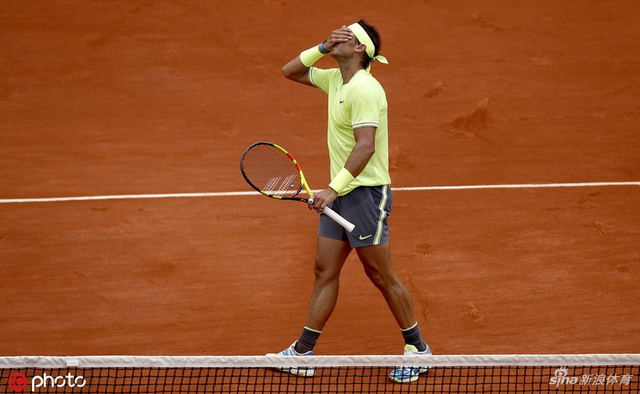 法网决赛纳达尔3-1蒂姆夺冠