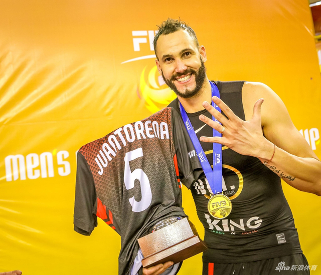 男排世俱杯奇维塔诺瓦首次夺冠