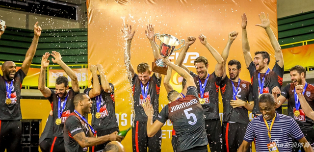 男排世俱杯奇维塔诺瓦首次夺冠