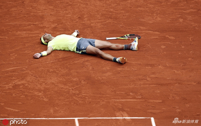 法网决赛纳达尔3-1蒂姆夺冠