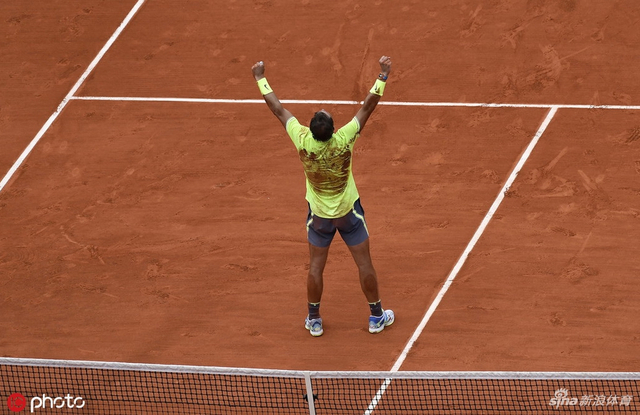 法网决赛纳达尔3-1蒂姆夺冠