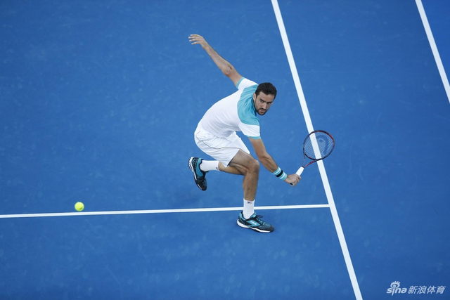 新浪直击澳网纳达尔因伤退赛