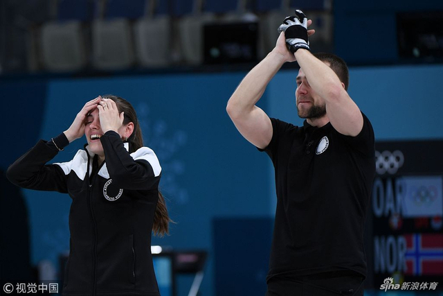 俄罗斯冰壶高颜值夫妻档走红