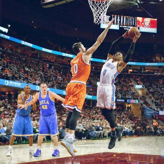 NBA的几组合成图片，看了让人想流泪