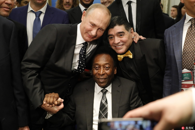 普京合影贝利马拉多纳