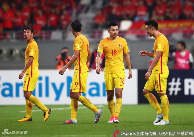 中国队队员商量对策