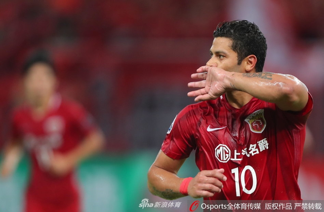 胡尔克点射建功