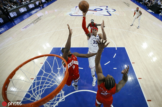 [高清组图]东部半决赛76人大胜猛龙扳成3-3