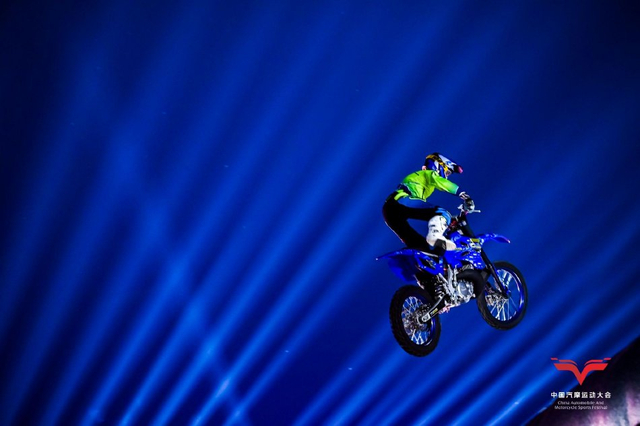 图集-空中花式摩托赛精彩纷呈