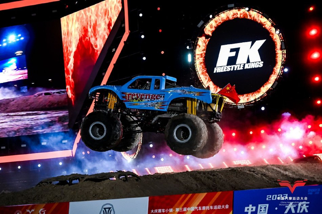 图集-空中花式摩托赛精彩纷呈