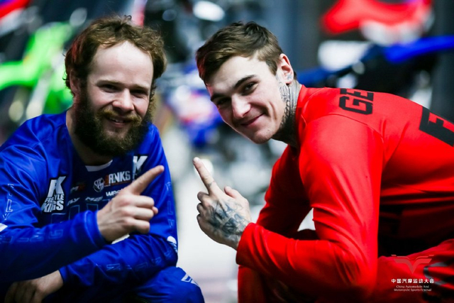 图集-空中花式摩托赛精彩纷呈