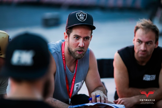 图集-空中花式摩托赛精彩纷呈