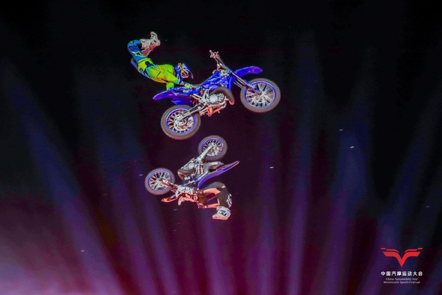 图集-空中花式摩托赛精彩纷呈