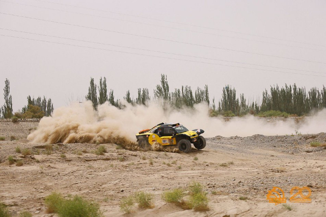 图集-2024年环塔拉力赛揭幕