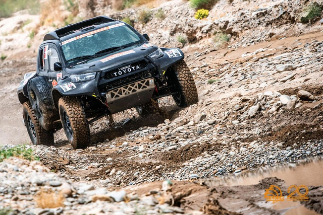 图集-2024年环塔拉力赛揭幕