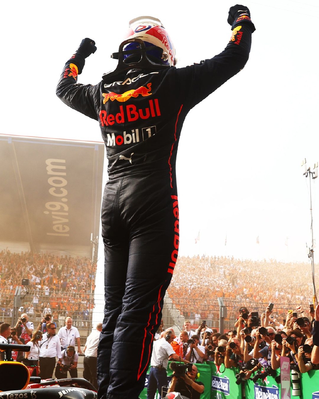 图集-2022F1荷兰大奖赛正式比赛