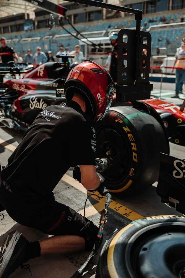 图集-2023F1巴林站周五练习赛