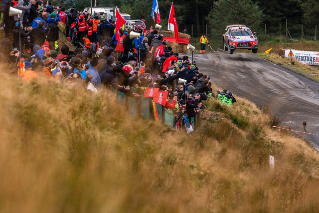 图集-2019WRC英国站赛况