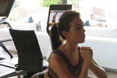 C罗女友孕期健身秀火辣身材