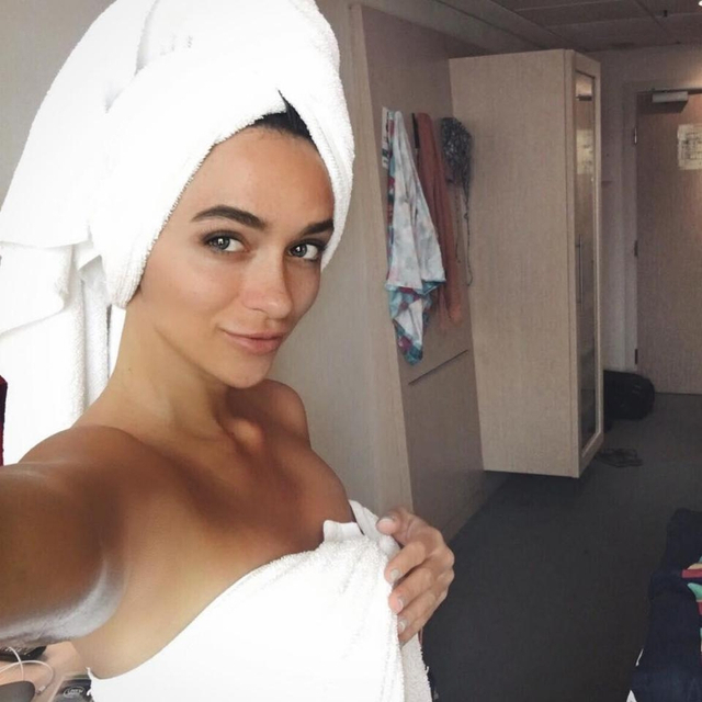 利物浦对手莫斯科斯巴达这队医火了,这位名为victoria gameeva的美女