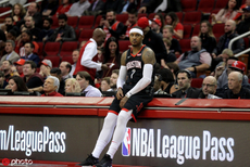 曝安东尼法国出轨!游艇上跟比基尼女郎躺一起!前小三留言阴阳怪气