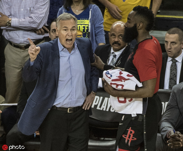 保罗发飙哈登被垫脚！裁判跟德帅认错！科尔说他是乔丹！G1戏太多