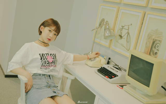 高清-韩丹x新浪大片来袭 百变风格花样玩转新浪总部