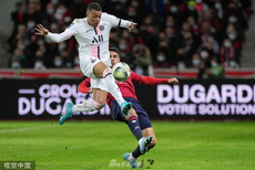 [法甲]里尔1-5巴黎圣日耳曼 梅西传射