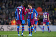 [西甲]巴萨4-0奥萨苏纳 托雷斯两球