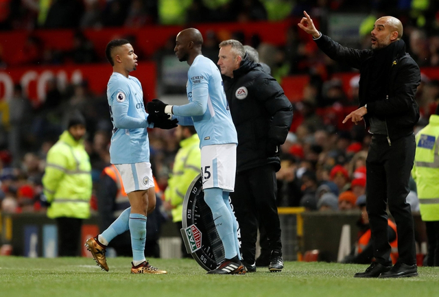 曼加拉替补出场