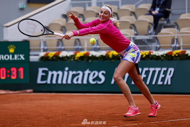 法网张帅0-2科娃无缘八强