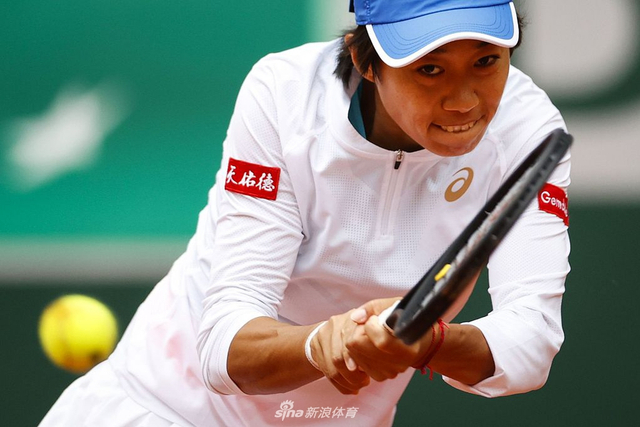 法网张帅0-2科娃无缘八强