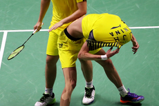 李俊慧脱衣庆祝卡头场面滑稽